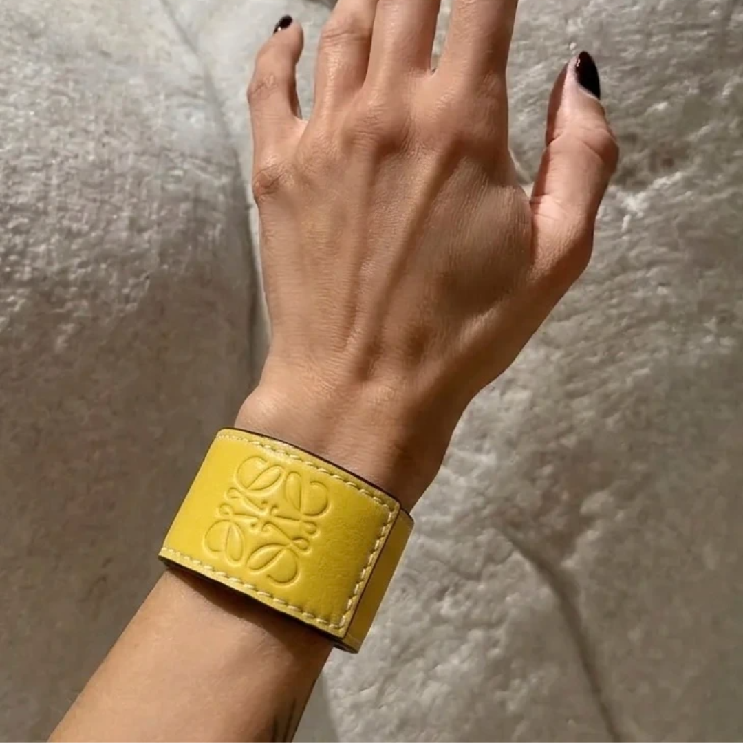 Manchette en cuir Jaune Loewe